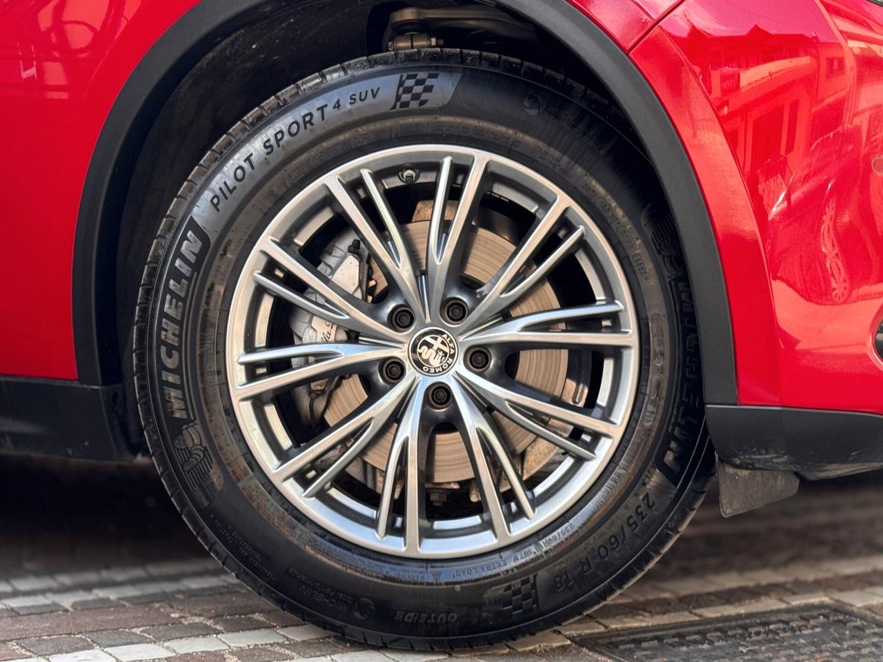 Alfa Romeo Stelvio 2.2 Turbodiesel 160 CV AT8 RWD Super