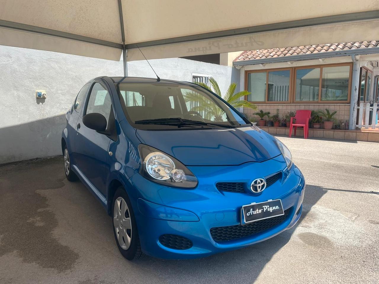 Toyota Aygo 1.0 12V VVT-i 3 porte Deep Ocean Connect