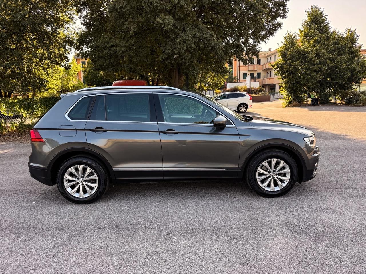 Volkswagen Tiguan 1.6 TDI SCR Business BlueMotion Technology