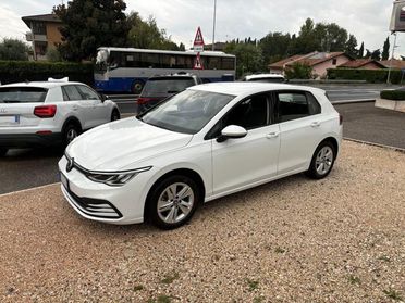 VOLKSWAGEN Golf 1.0 eTSI EVO DSG Life