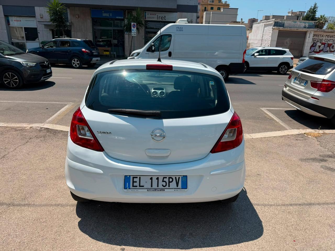 Opel Corsa 1.2 5 porte Club