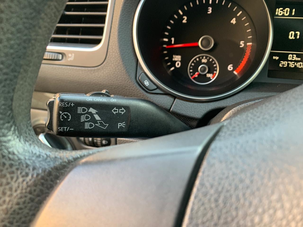 Volkswagen Golf 1.6 TDI DPF 5p.