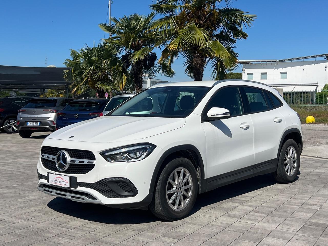 Mercedes-benz GLA 180 d Business FINANZIABILE