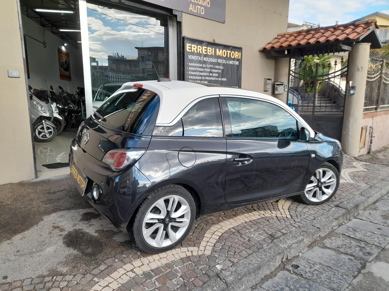 Opel Adam 1.4 87 CV GPL Tech Unlimited