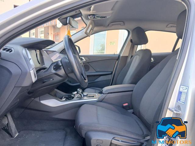 BMW 118 i 5p. Business Advantage