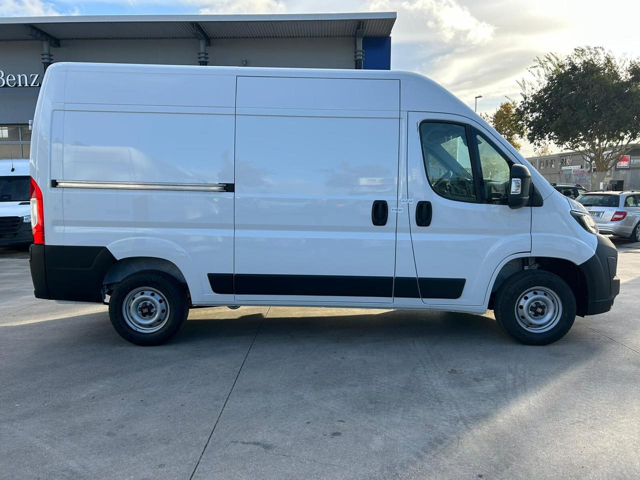 NUOVO Fiat Ducato 2.2 mjt Lastrato L2H2 120 cv 33 q.li