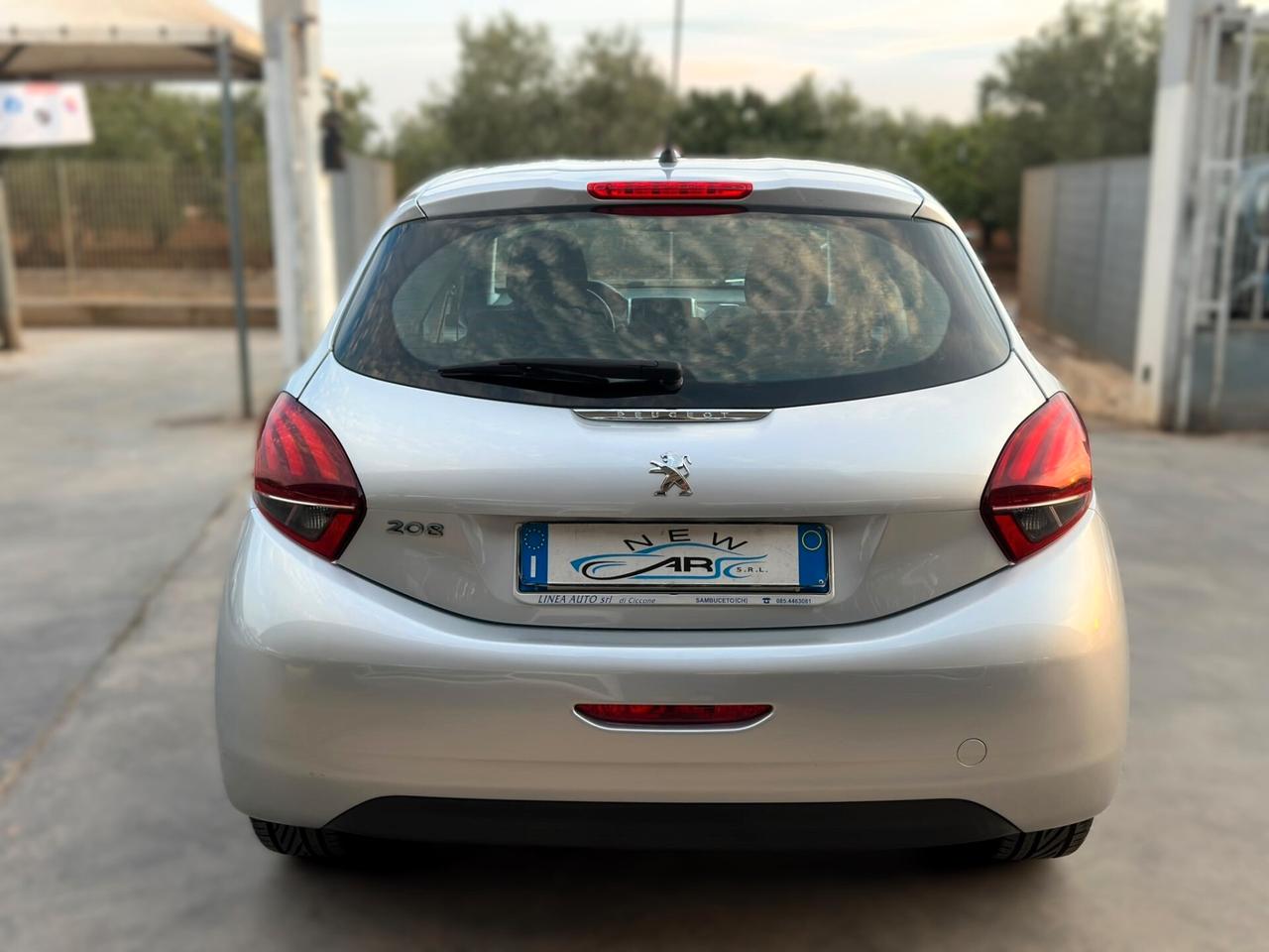 Peugeot 208 1.6 HDi 75 CV 05/2018