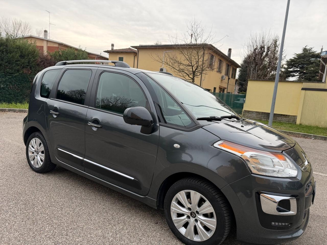 Citroen C3 1.6 - NEOPATENTATI - 12 MESI DI GARANZIA -