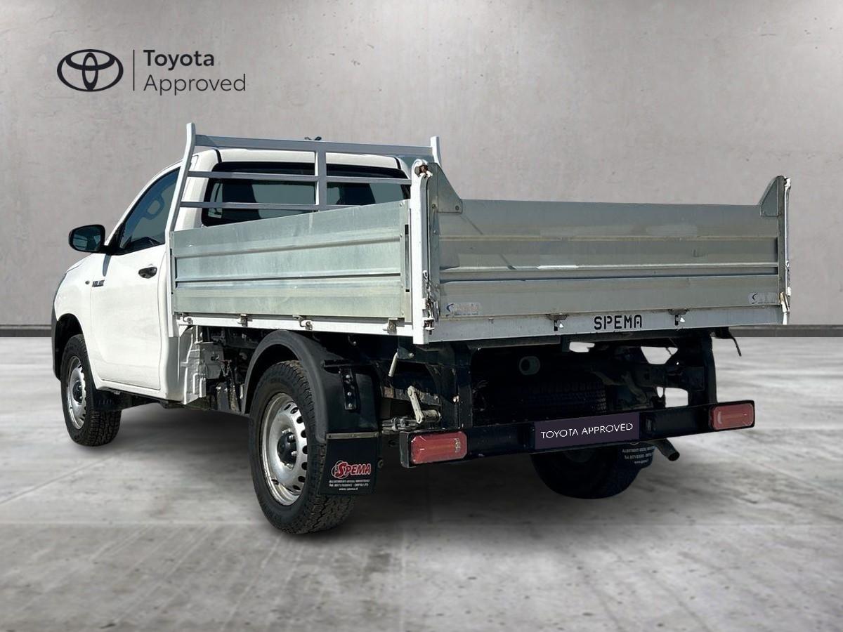 TOYOTA Hilux IV 2016 - Hilux 2.4 d-4d 4x2 Hilux my16