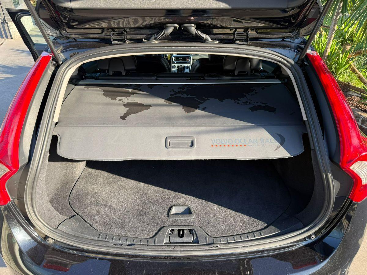 VOLVO - V60 - D2 Geartronic Volvo Ocean Race