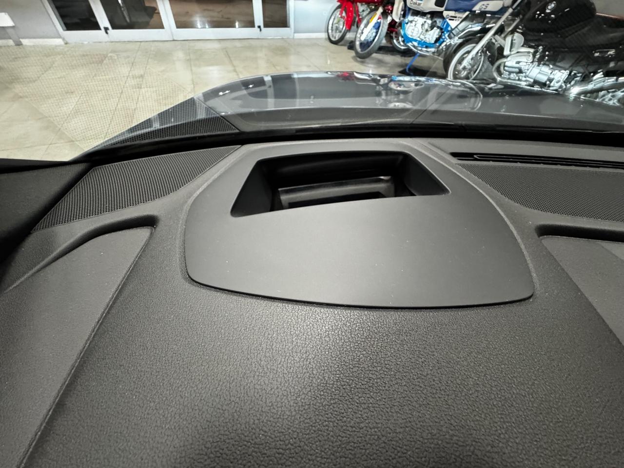 AUDI RS3 PERFORMANCE + CARBOCERAMICA