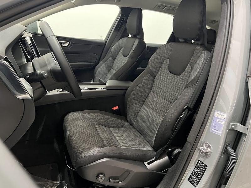 Volvo XC60 XC60 B4 (d) AWD automatico Core