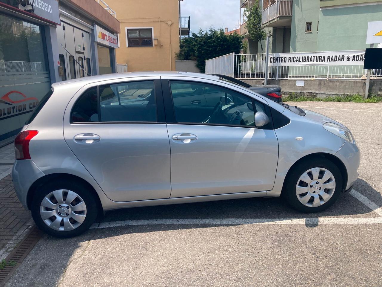 Toyota Yaris 1.3 5 porte M-MT Sol