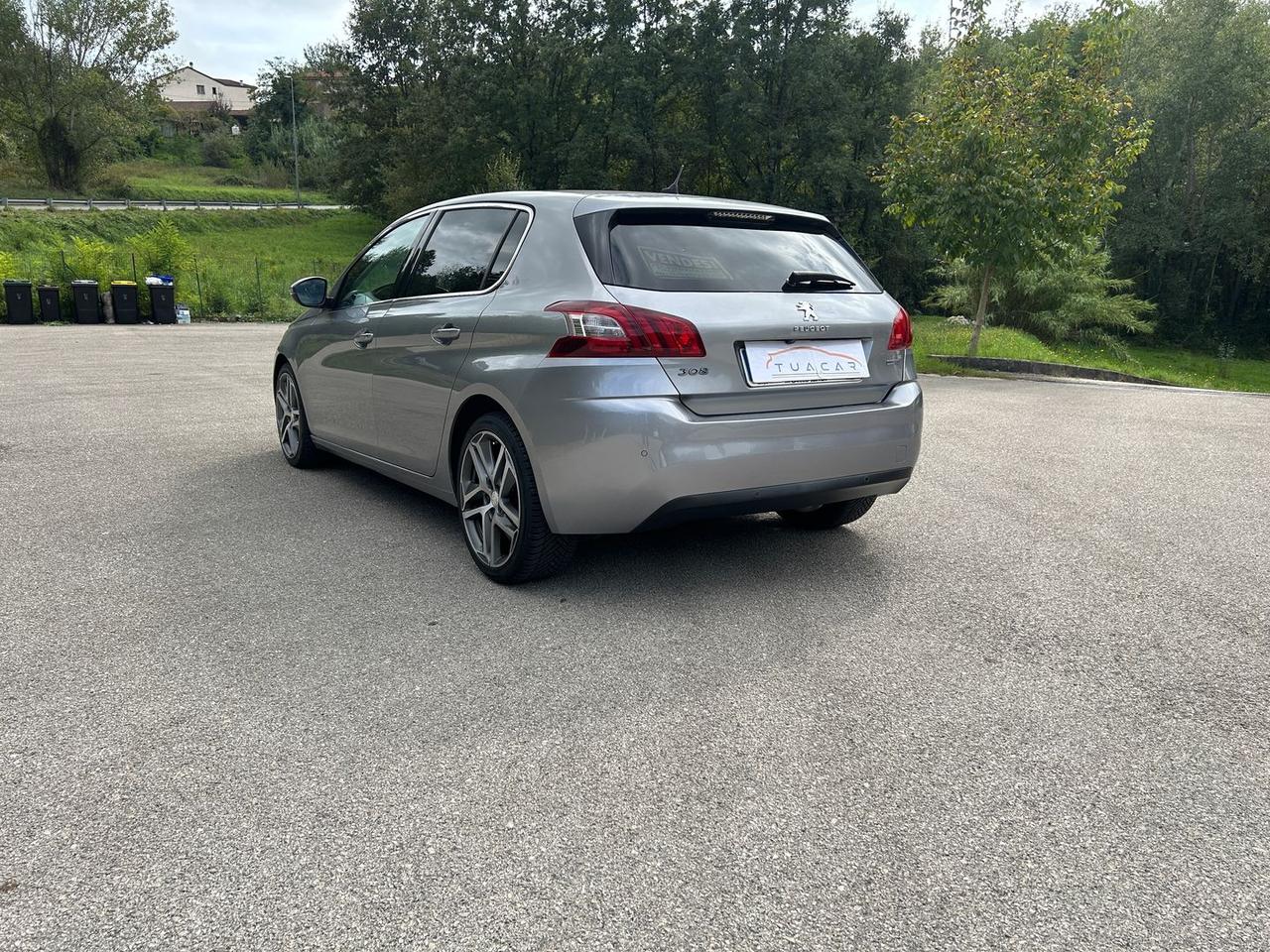 Peugeot 308 Allure 1.6 Blue HDI 120