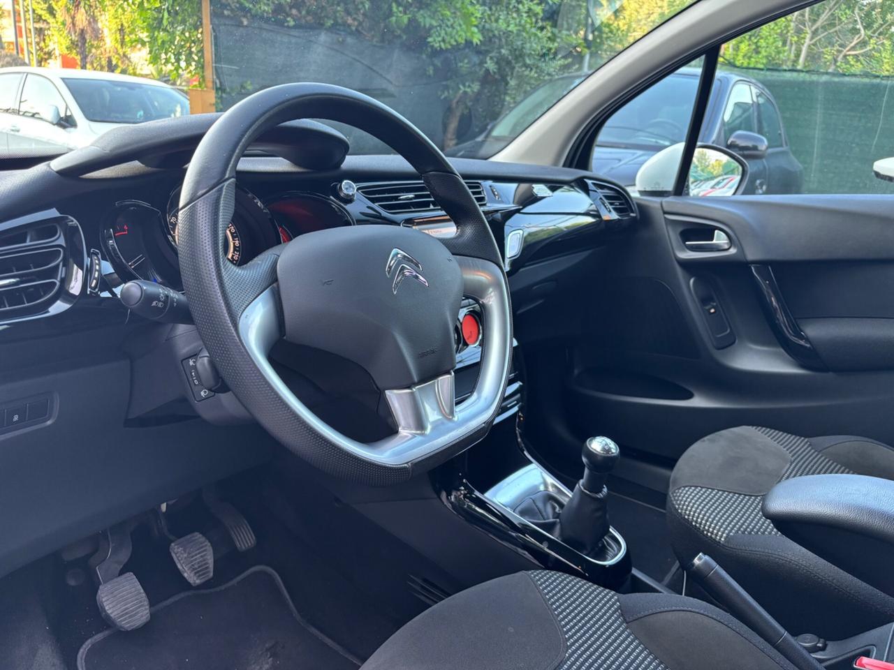 Citroen C3 1.6 hdi 75cv Exclusive OK NEOPATENTATI