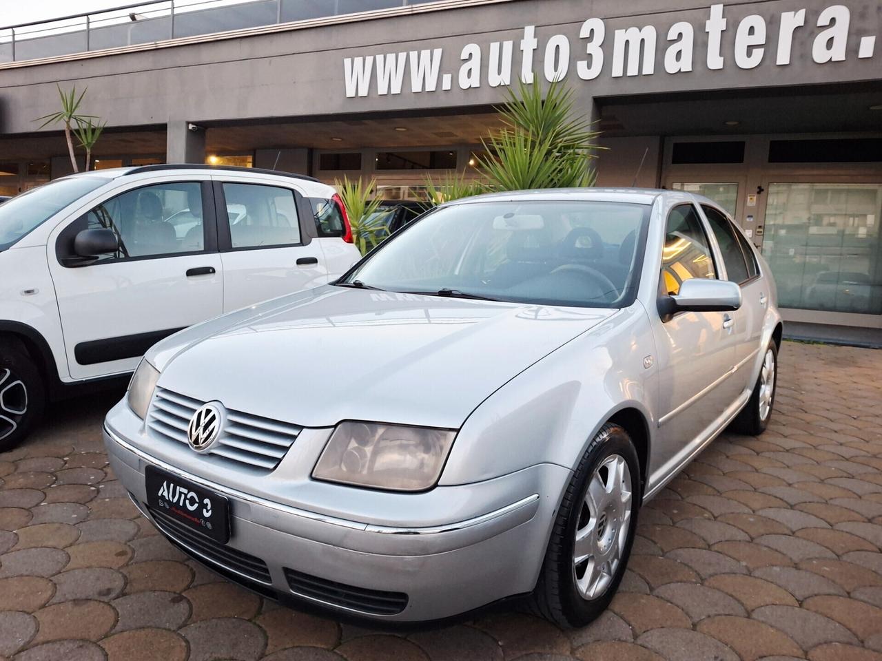 Volkswagen Bora 1.9 TDI/130 CV +Gancio+Carrello