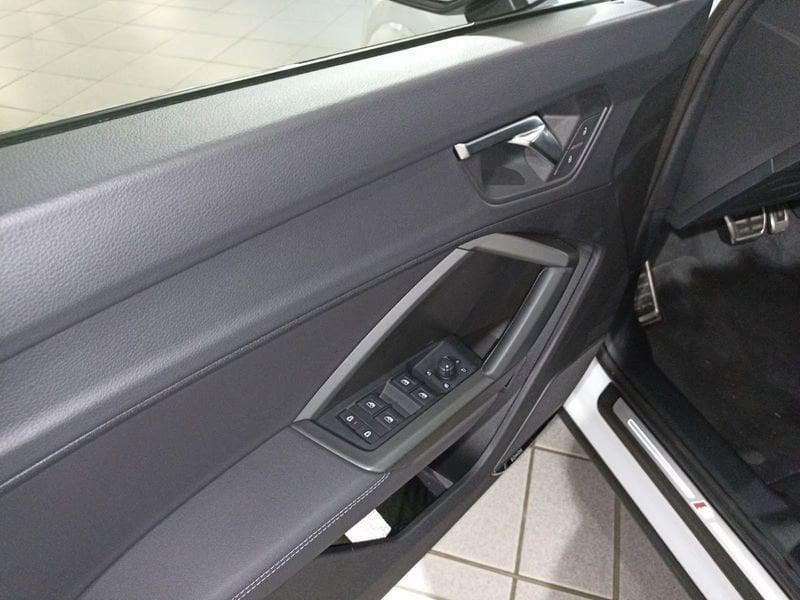 Audi Q3 Q3 SPB 35 TDI quattro S tronic S line edition Black Pack Sonos 20"
