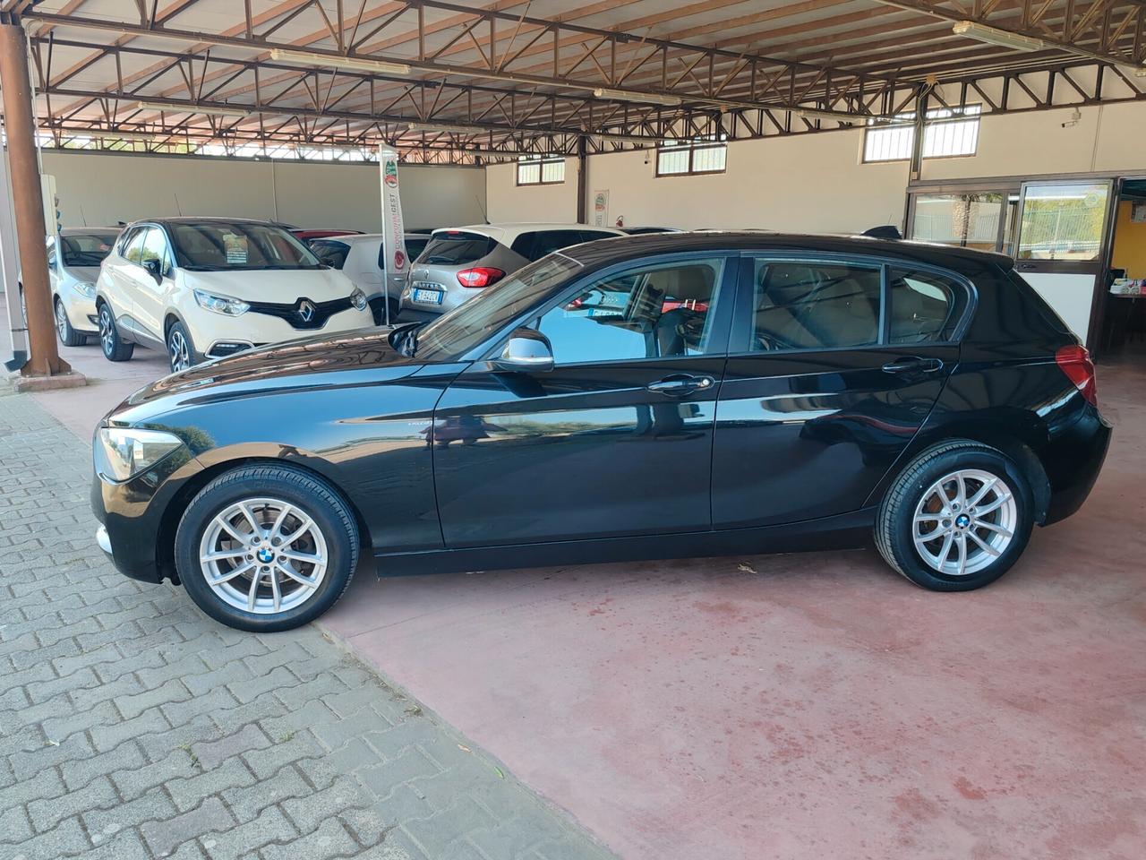 Bmw 116 116d 5p. Business