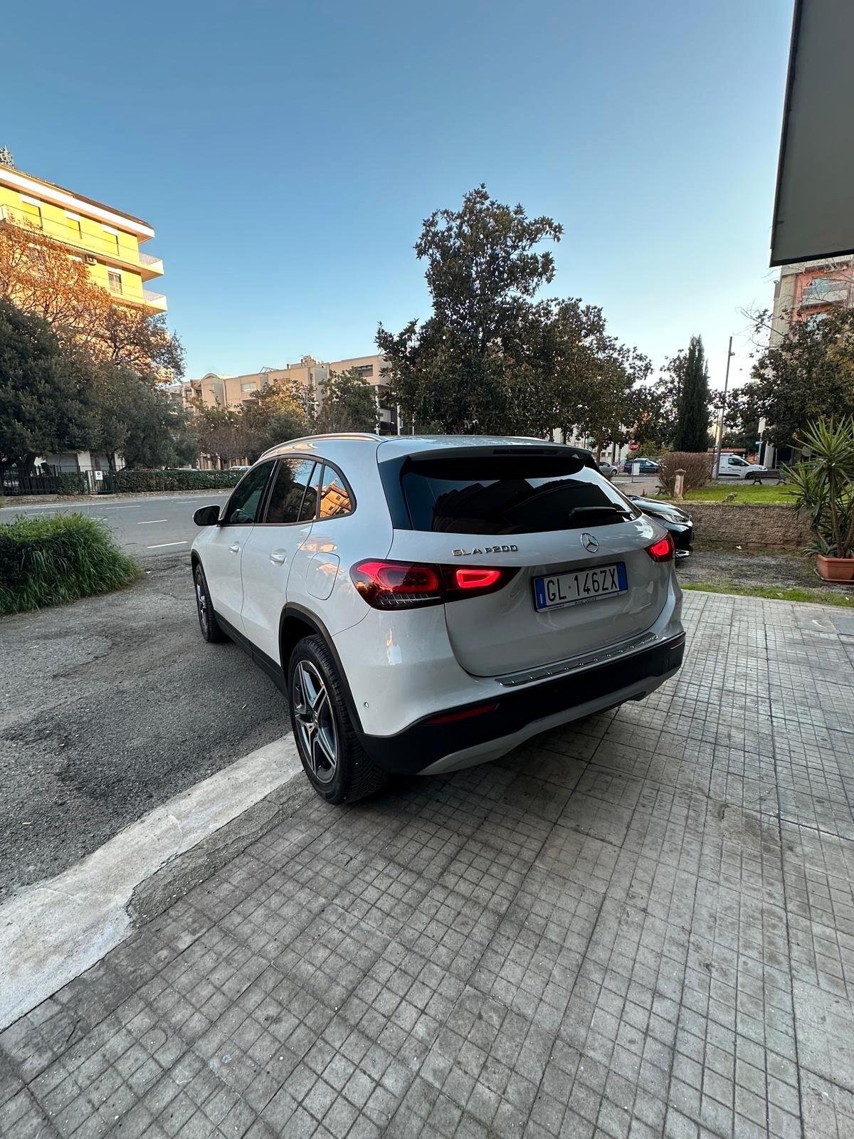 Mercedes-benz GLA 200 d Automatic Business
