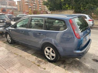 Ford Focus Uniproprietario anche permuta.