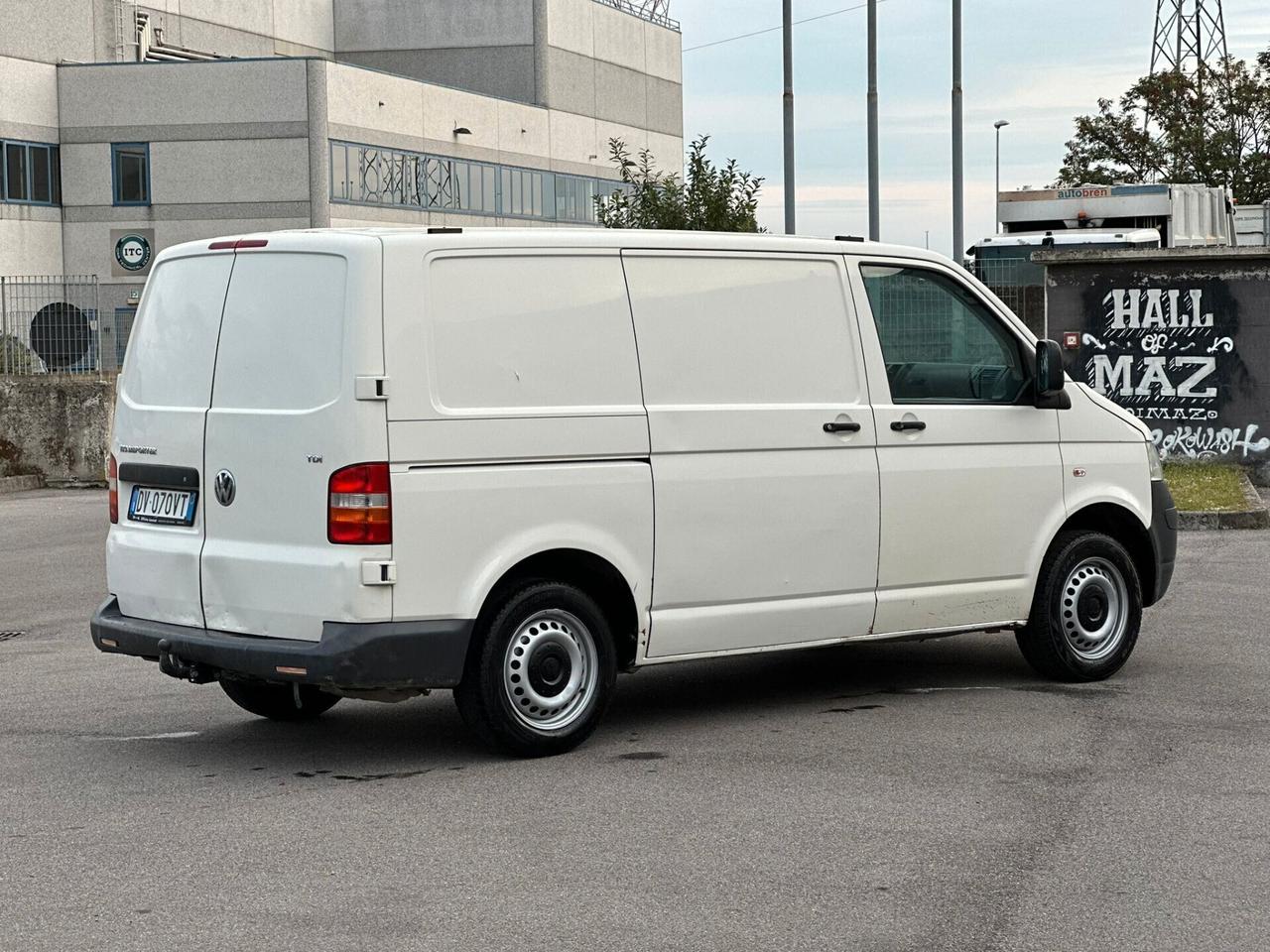 VW TRANSPORTER CON GANCIO TRAINO SUPER PREZZO!