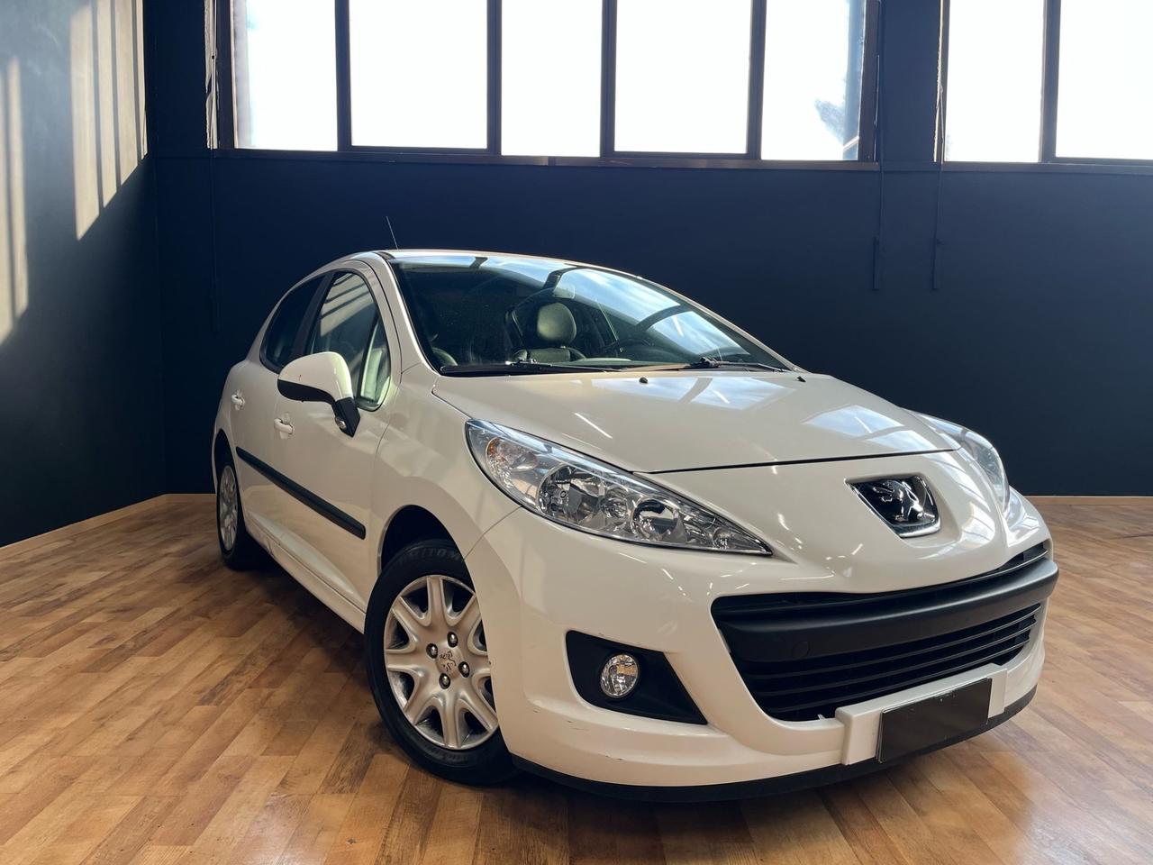 Peugeot 207 1.4 8V 75CV 5p. Energie Sport ECO GPL OK NEOPATENTATI