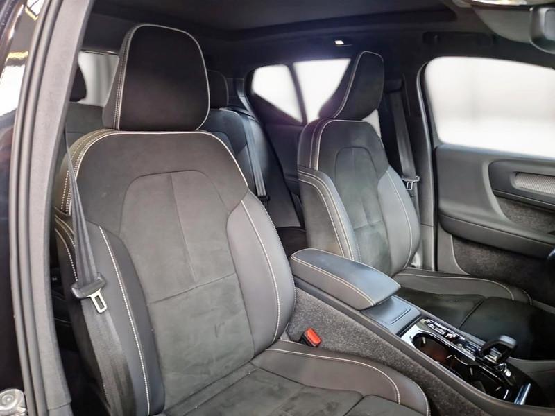 VOLVO XC40 B3 AUTOMATICO ULTIMATE DARK SUV