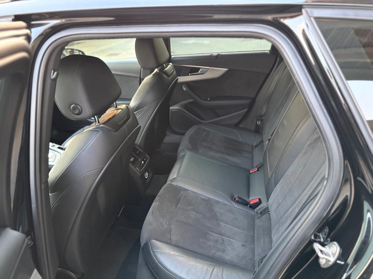 Audi A4 allroad 3.0 V6 50 TDI tiptronic Business Evolution