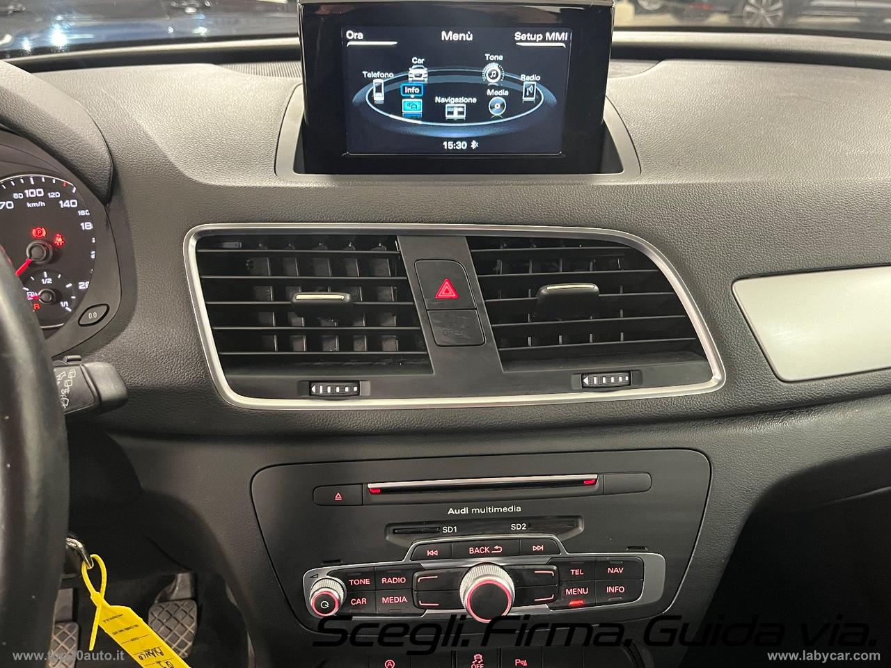 AUDI Q3 2.0 TDI 120CV EU6 Business