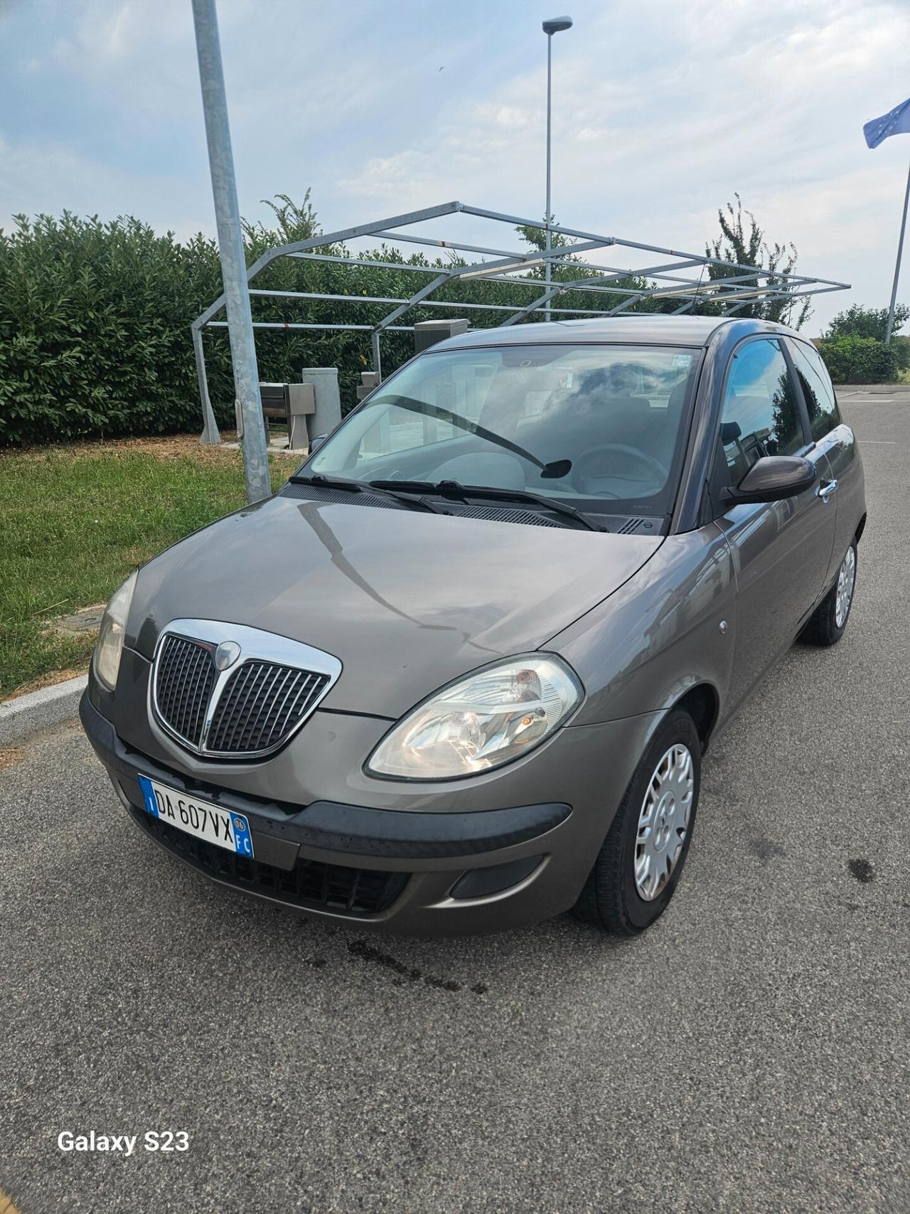 Lancia Ypsilon 1.2 Argento