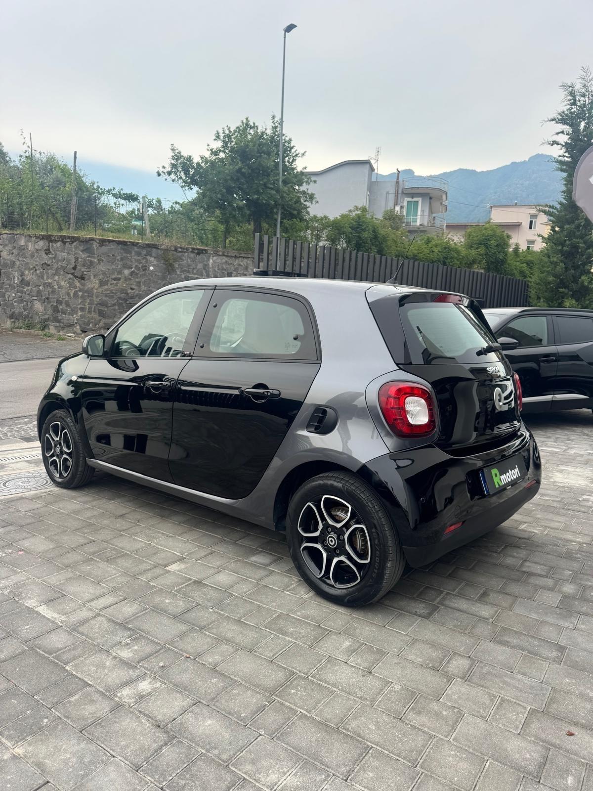 Smart ForFour 70 1.0 Prime
