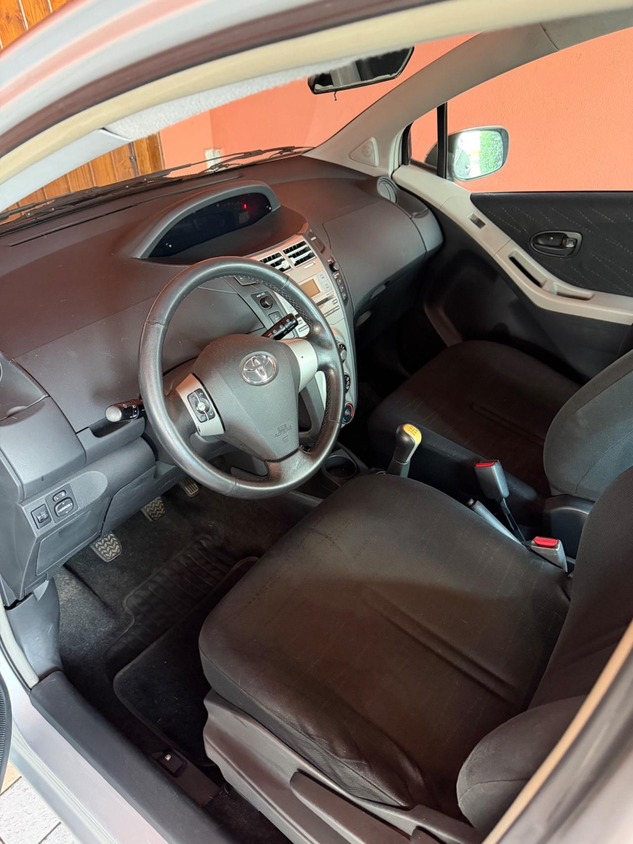 Toyota Yaris 1.3 5 porte