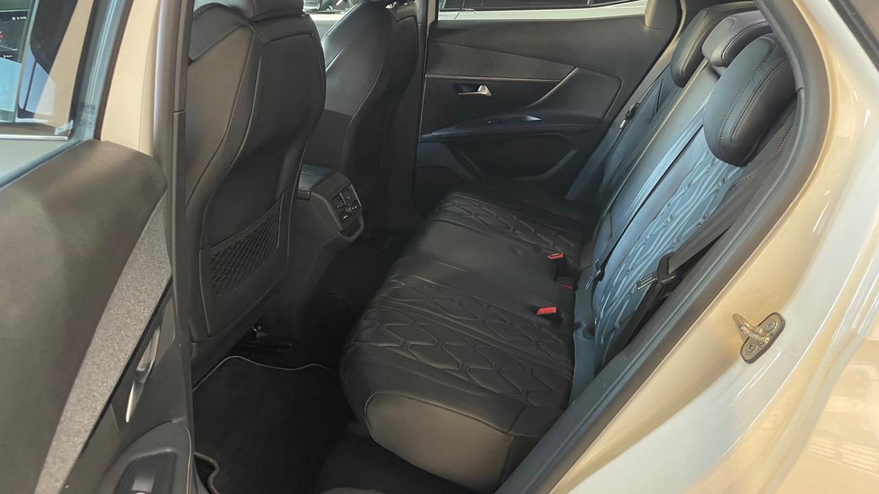 Peugeot 3008 BlueHDi 120 S&S EAT6 GT Line