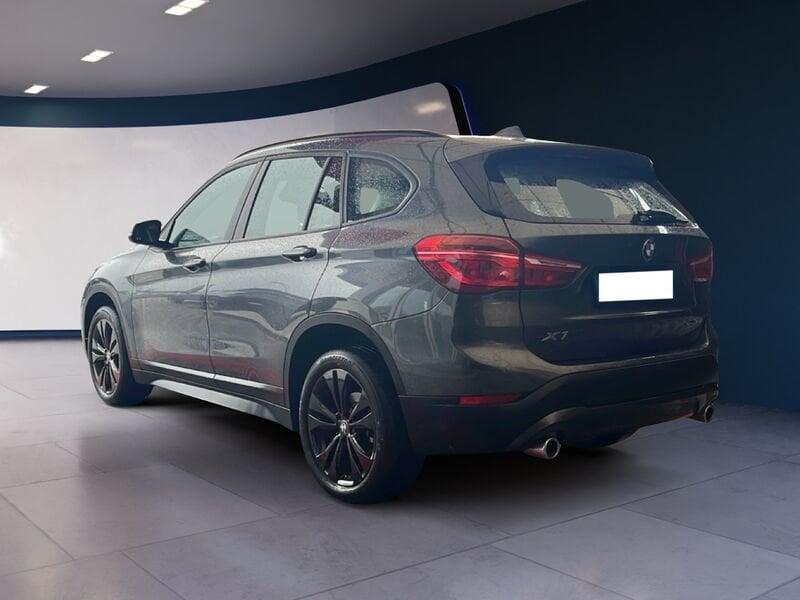 BMW X1 sDrive 18d XLine Plus automatico