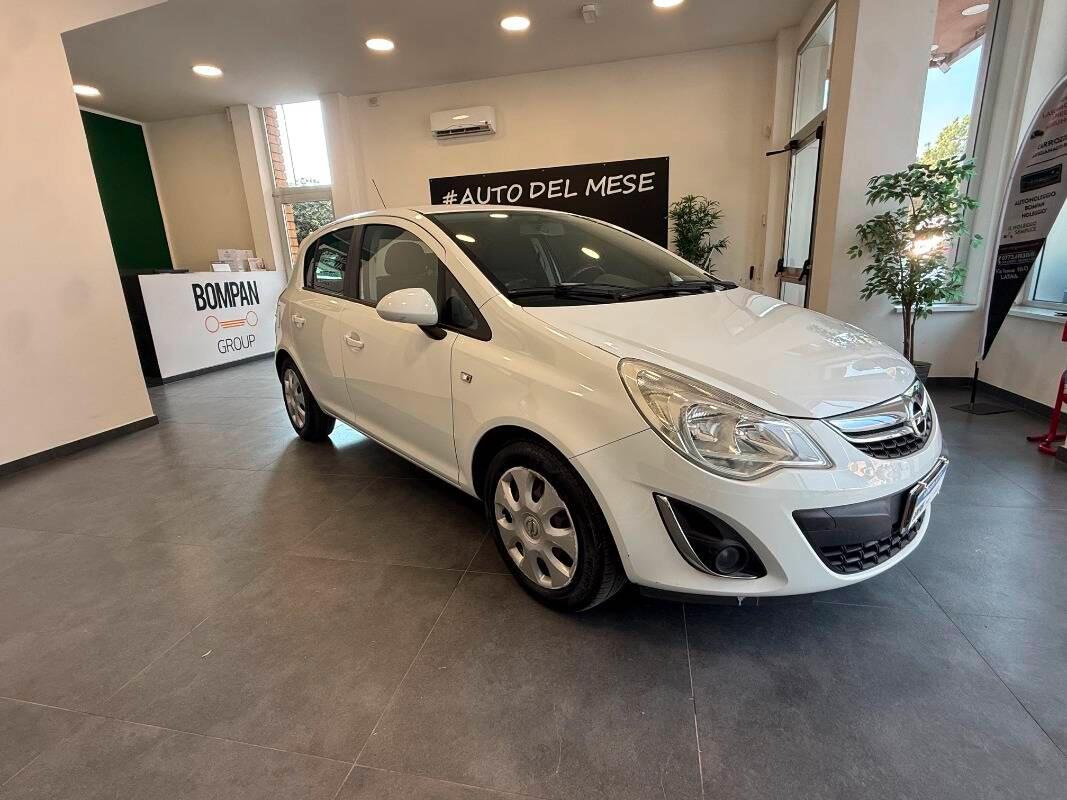 Opel Corsa 1.2 Club 85cv 5p