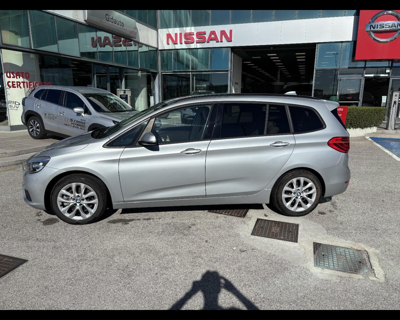 BMW Serie 2 A.T. (F45) - 220d xDrive Active Tourer Advantage au