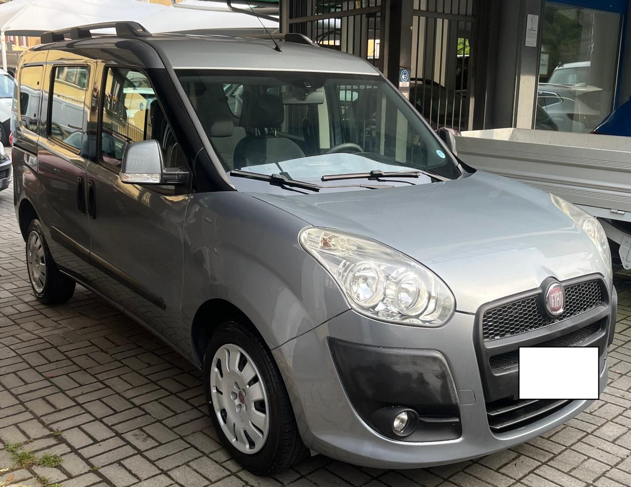 Fiat Doblo Doblò 1.4 Benzina 16V Emotion - 7 POSTI -