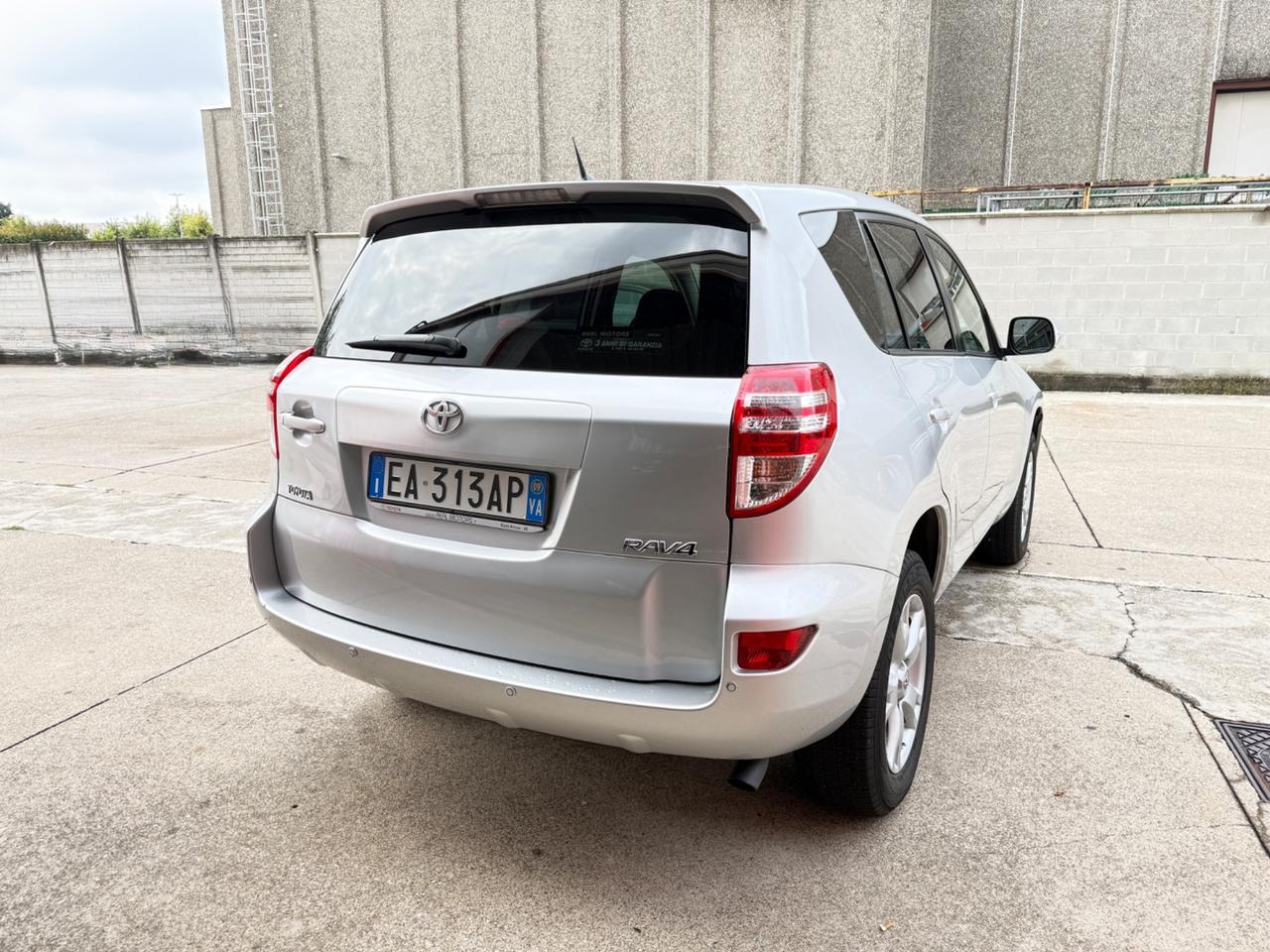 Toyota RAV 4 RAV4 2.2 D-4D 150 CV DPF 4X4