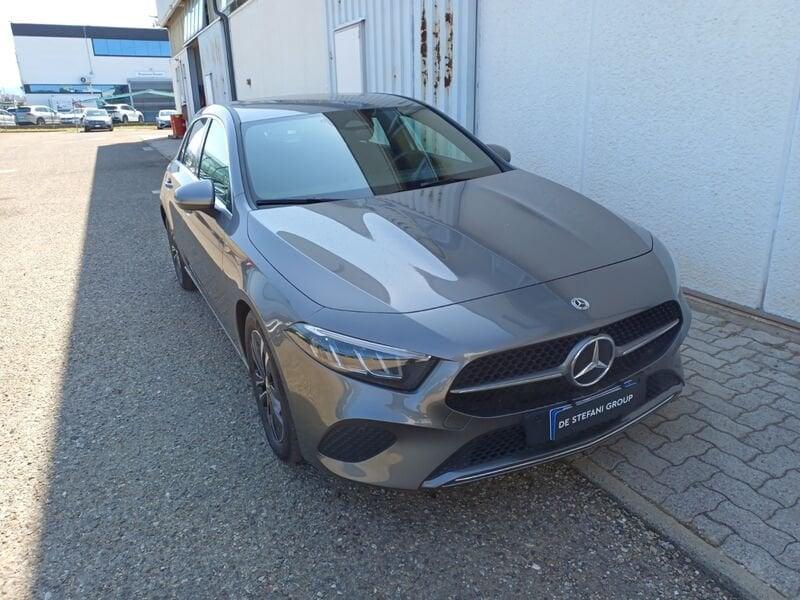 Mercedes-Benz Classe A A 180 d Progressive Advanced