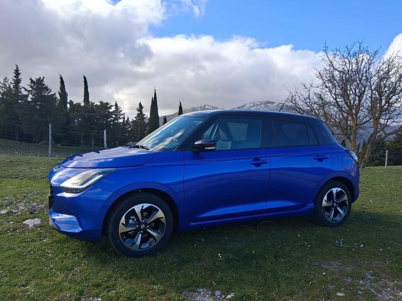 Suzuki Swift Hybrid 1.2 Top Bicolor