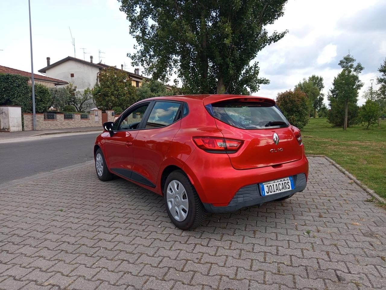 Renault Clio 1.2 75CV GPL 5 porte Costume National