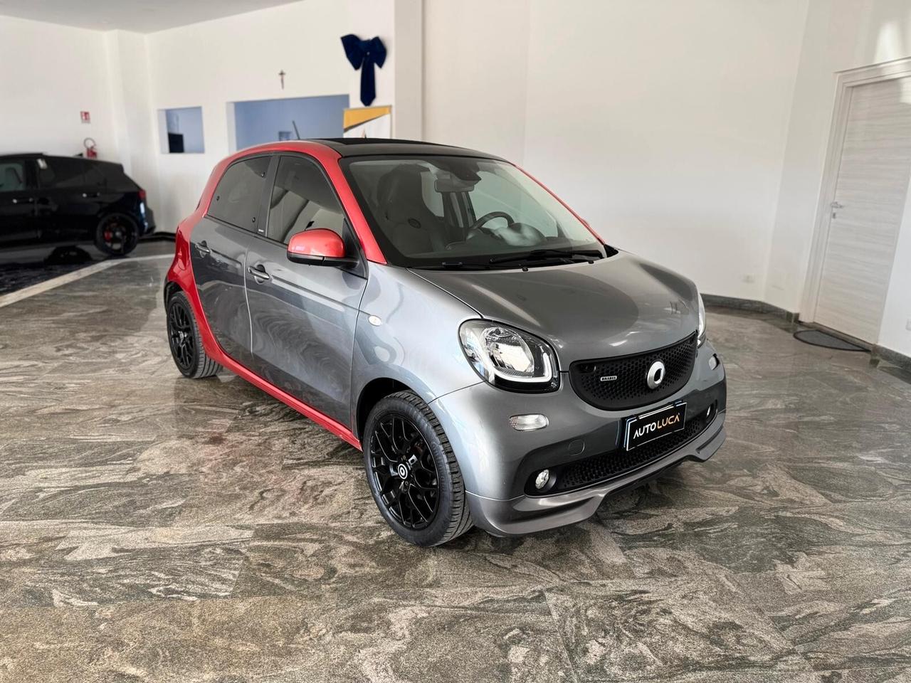Smart ForFour 90 0.9 Turbo allestimento BRABUS