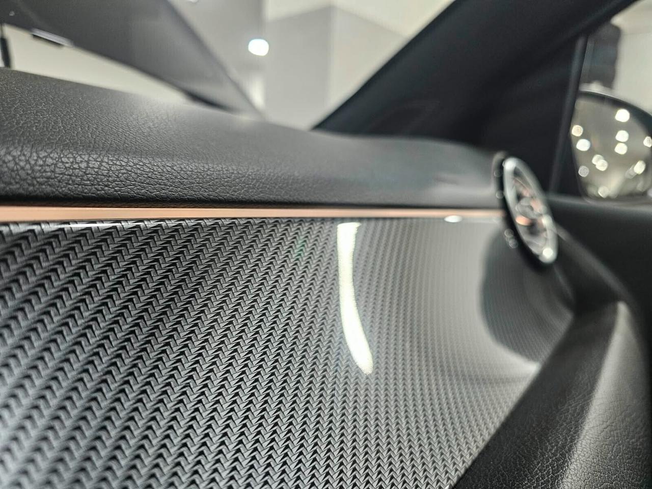 NUOVA MERCEDES-BENZ CLASSE B 180d 116CV PREMIUM AMG