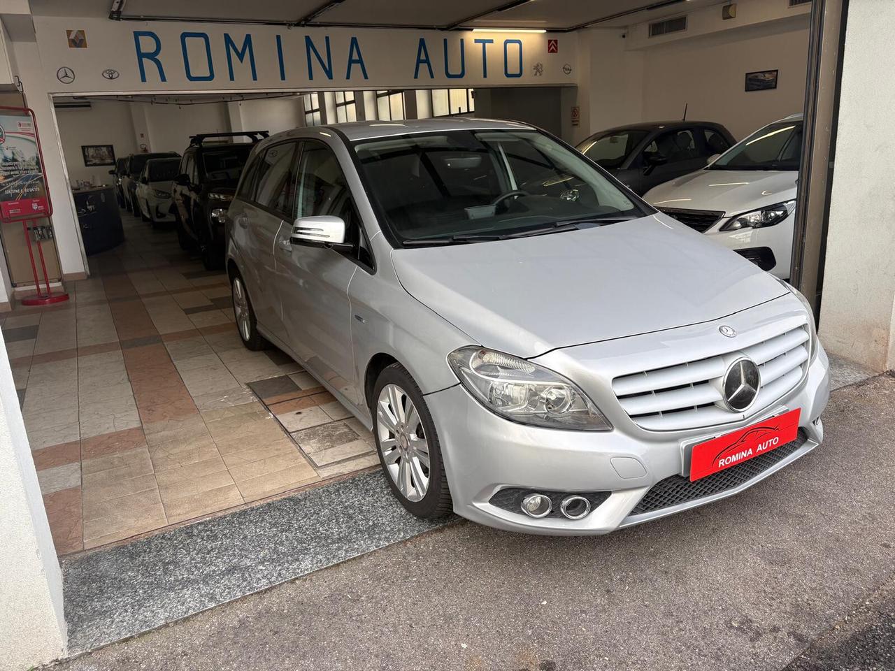 Mercedes-benz B 180 BlueEFFICIENCY Premium