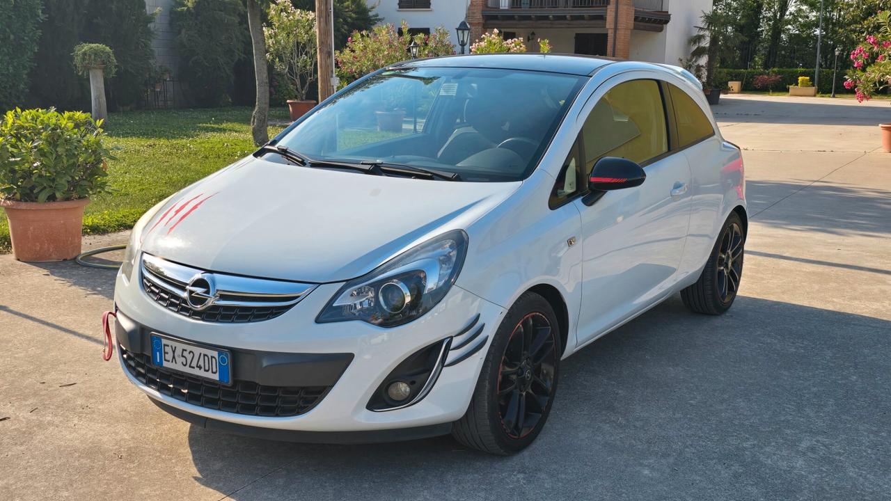 OPEL CORSA 1300 MTJ OK NEOPATENTATI