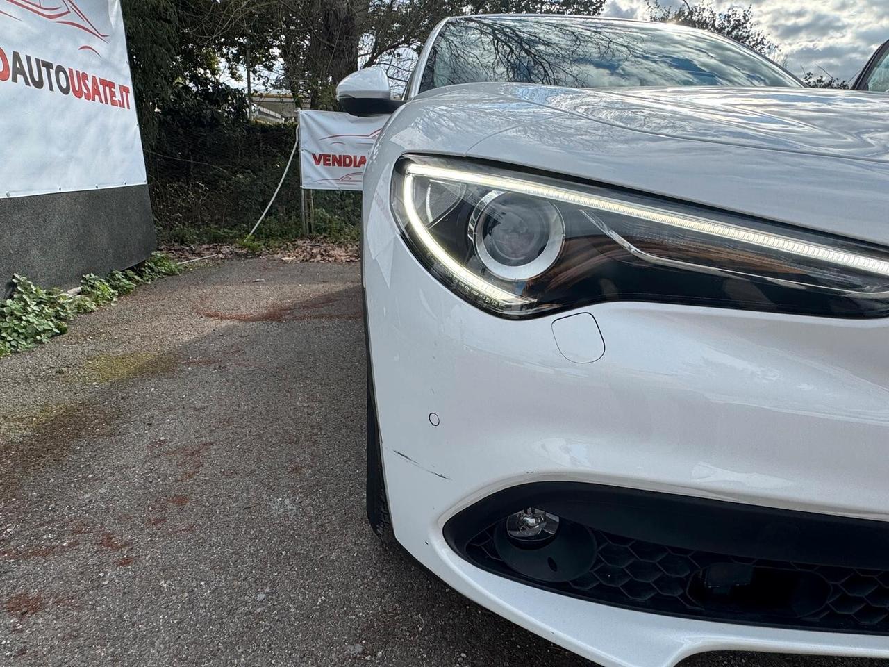 Alfa Romeo Stelvio 2.2 Turbodiesel 160 CV AT8 RWD Business