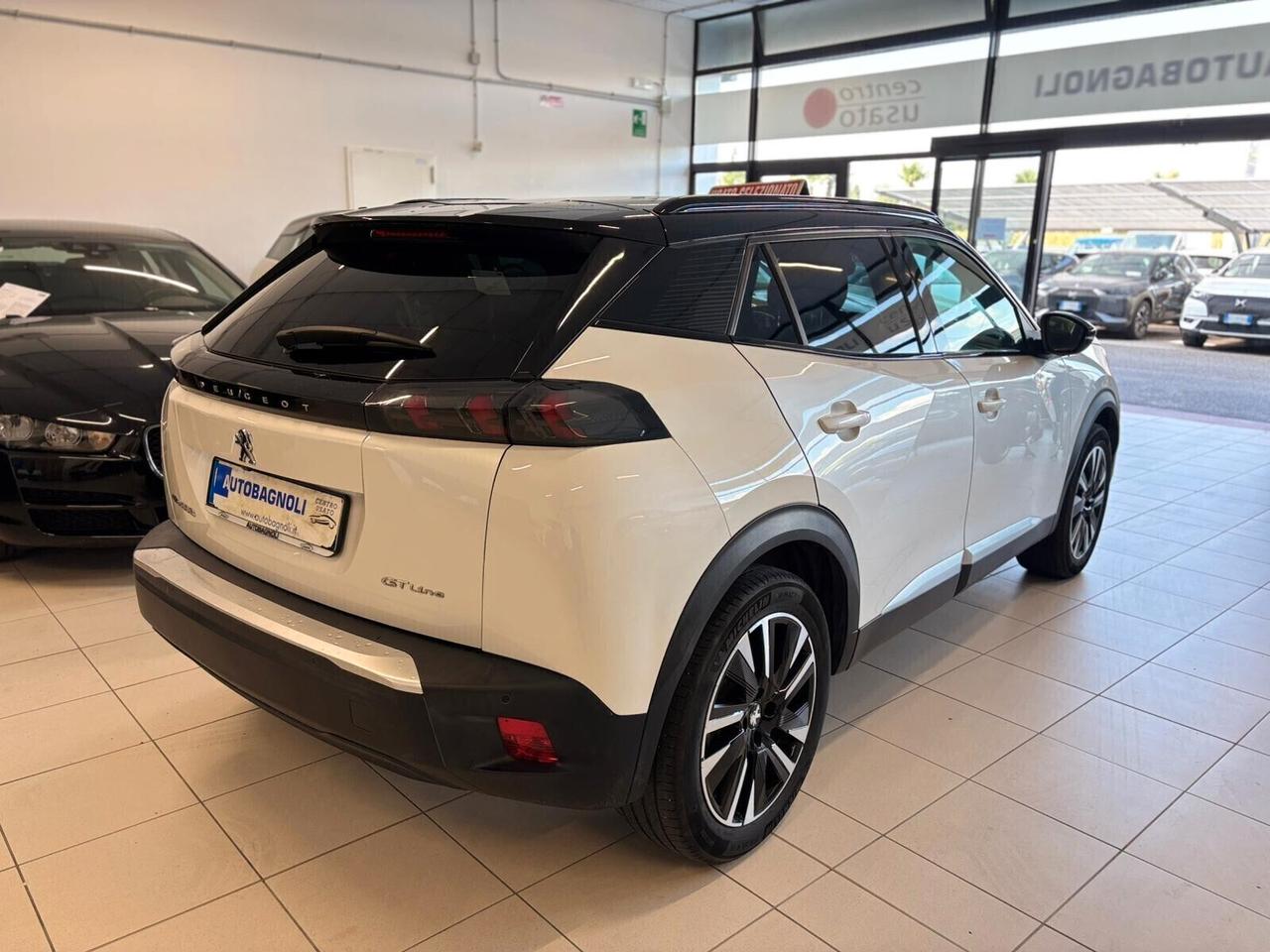 Peugeot 2008 GT LINE motore elettrico 136 CV SPOTICAR