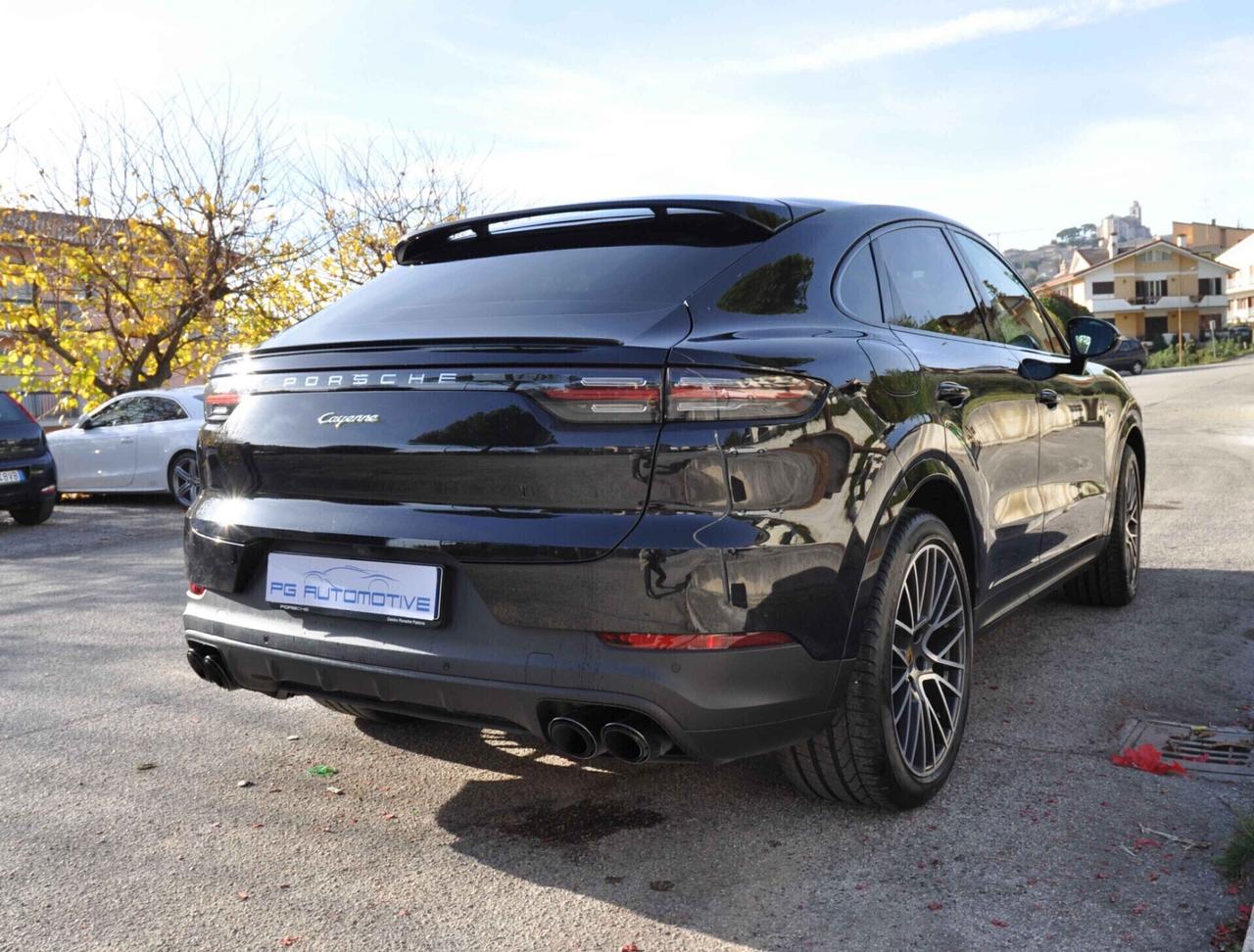 Porsche Cayenne Coupé 3.0 V6 E-Hybrid LEASING