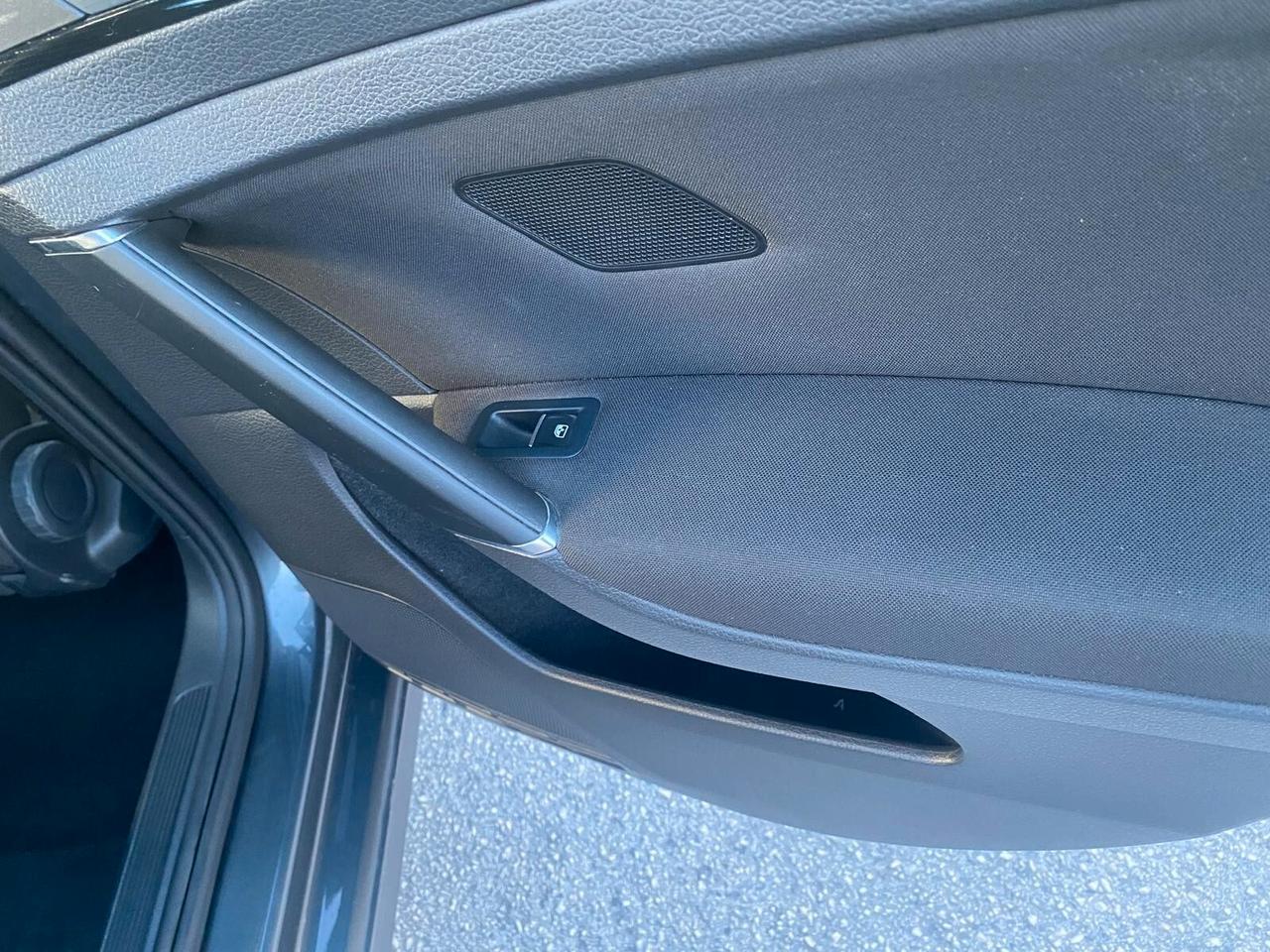 Volkswagen Golf 1.4 TGI 5p. Highline BlueMotion