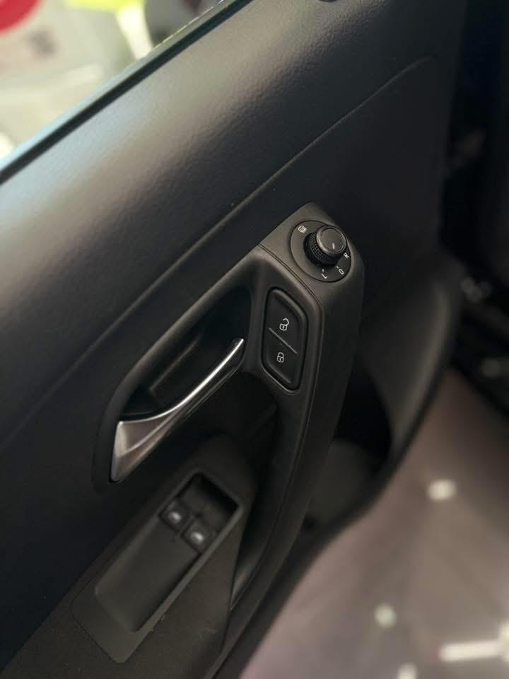 Volkswagen Polo 1.0 Benzina Trendline 2016 82000 km